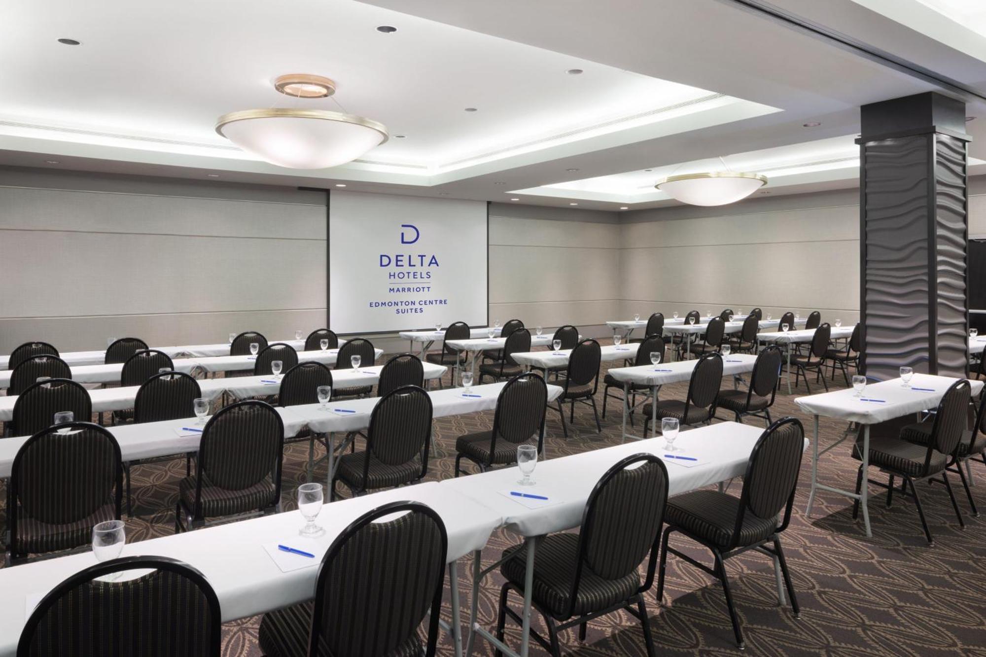 Delta Hotels By Marriott Edmonton Centre Suites Luaran gambar