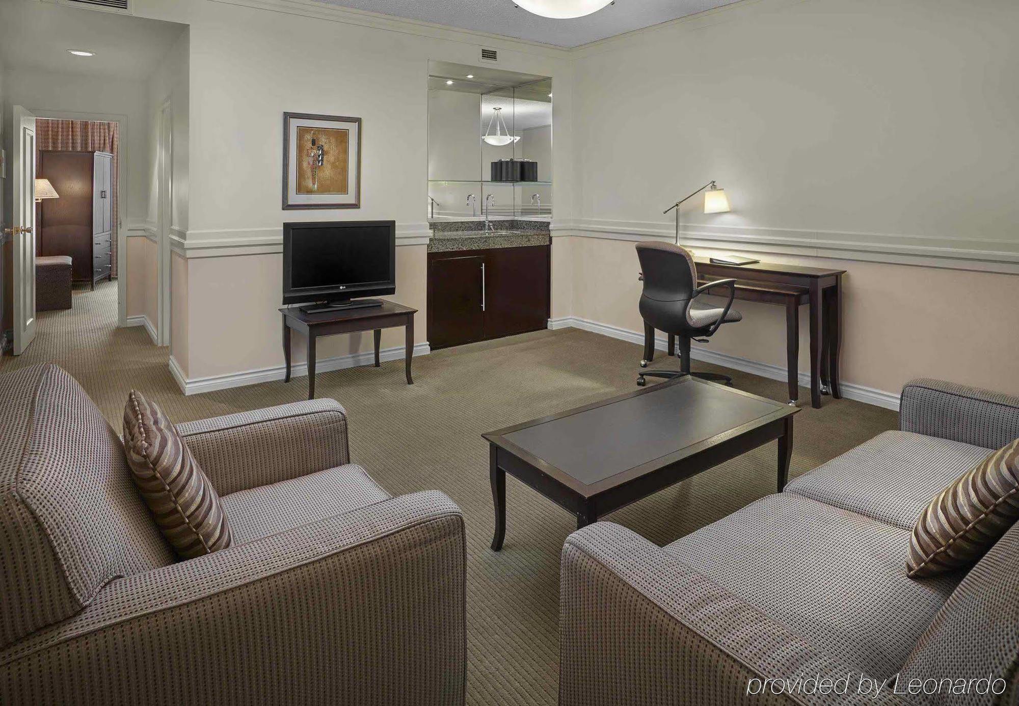 Delta Hotels By Marriott Edmonton Centre Suites Luaran gambar
