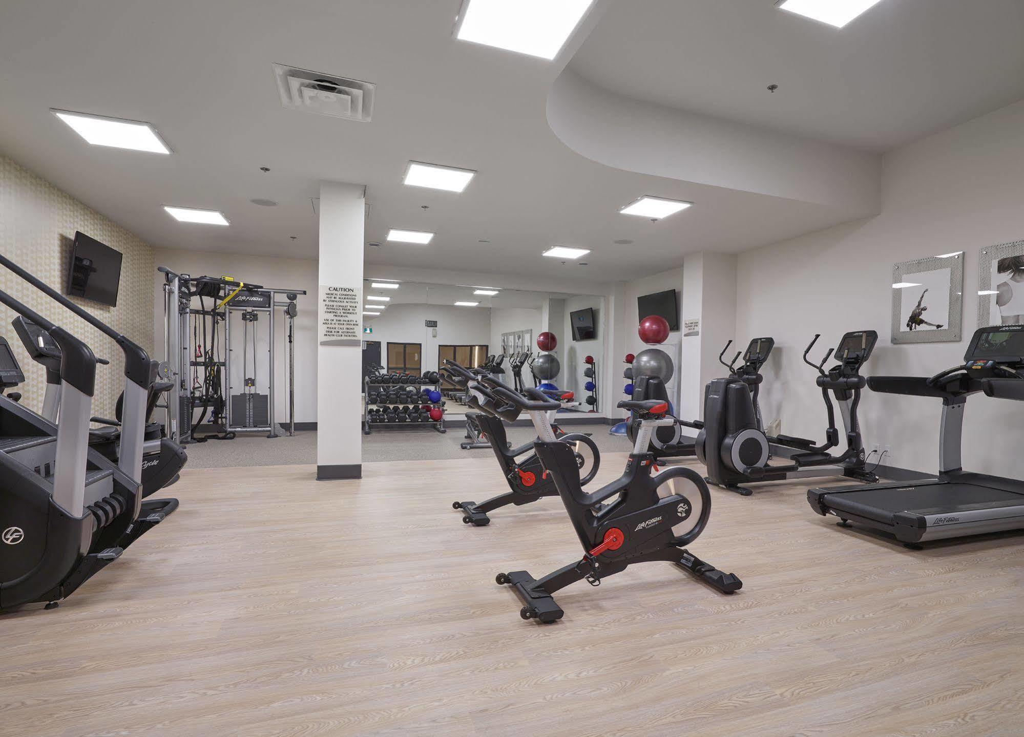 Delta Hotels By Marriott Edmonton Centre Suites Luaran gambar